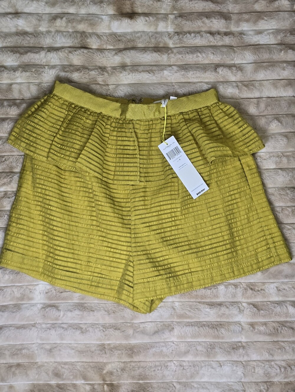 BCBGGeneration Artichoke Striped Peplum Shorts Size 6